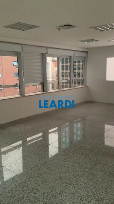 Foto 1 de Ponto Comercial para alugar, 93m² em Bela Vista, São Paulo