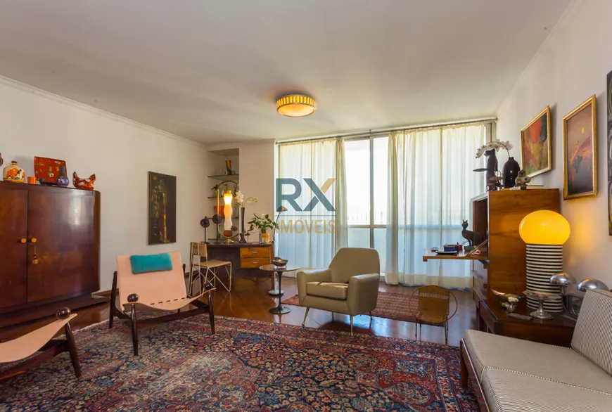 Foto 1 de Apartamento com 2 Quartos à venda, 185m² em Santa Cecília, São Paulo
