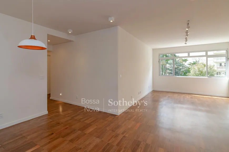 Foto 1 de Apartamento com 3 Quartos à venda, 129m² em Itaim Bibi, São Paulo