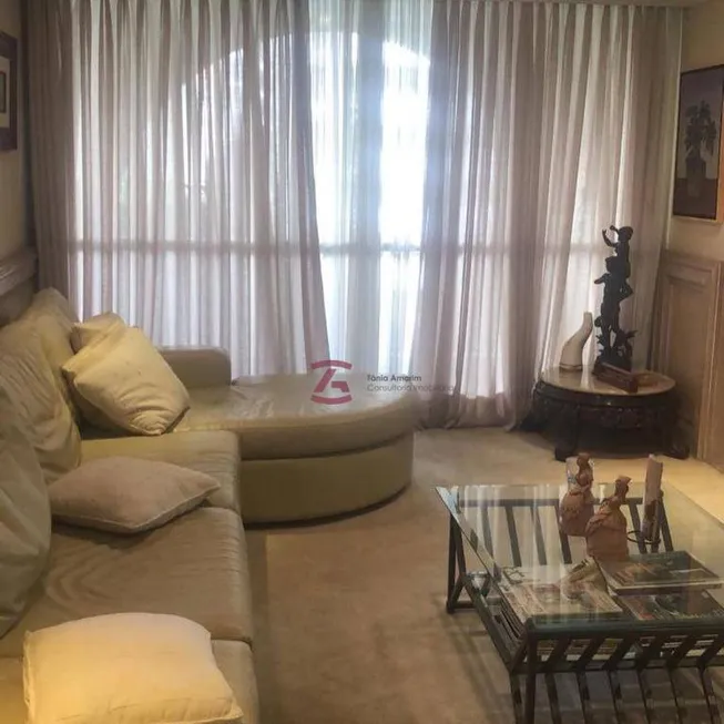 Foto 1 de Apartamento com 3 Quartos para alugar, 341m² em Jardim América, São Paulo