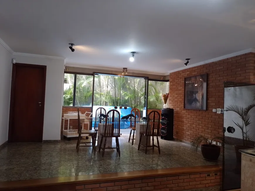 Foto 1 de Casa de Condomínio com 7 Quartos à venda, 450m² em Parque dos Príncipes, São Paulo