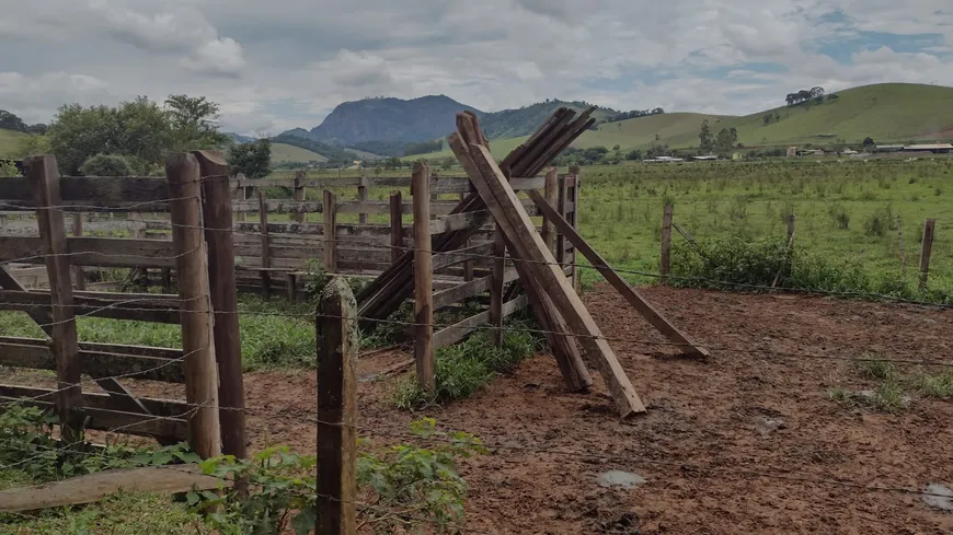 Foto 1 de Fazenda/Sítio à venda, 72000m² em Zona Rural, Pedralva