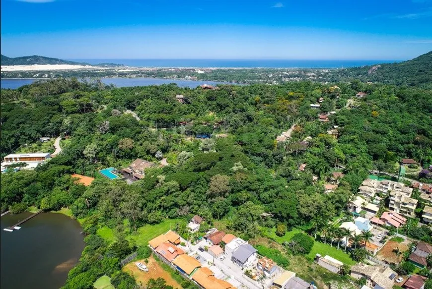 Foto 1 de Lote/Terreno à venda, 2890m² em Lagoa da Conceição, Florianópolis