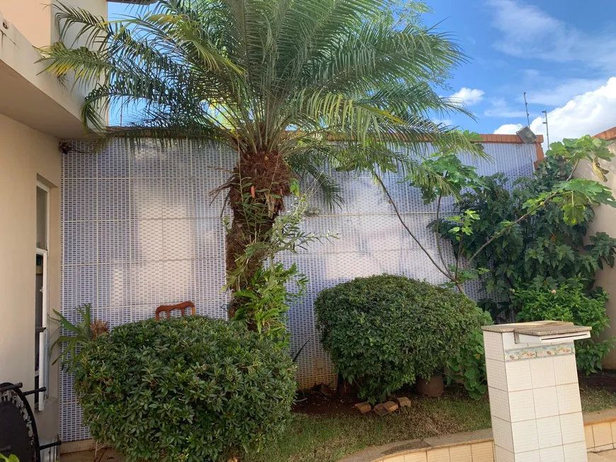 Foto 1 de Casa com 3 Quartos à venda, 250m² em Vale das Palmeiras, Sete Lagoas