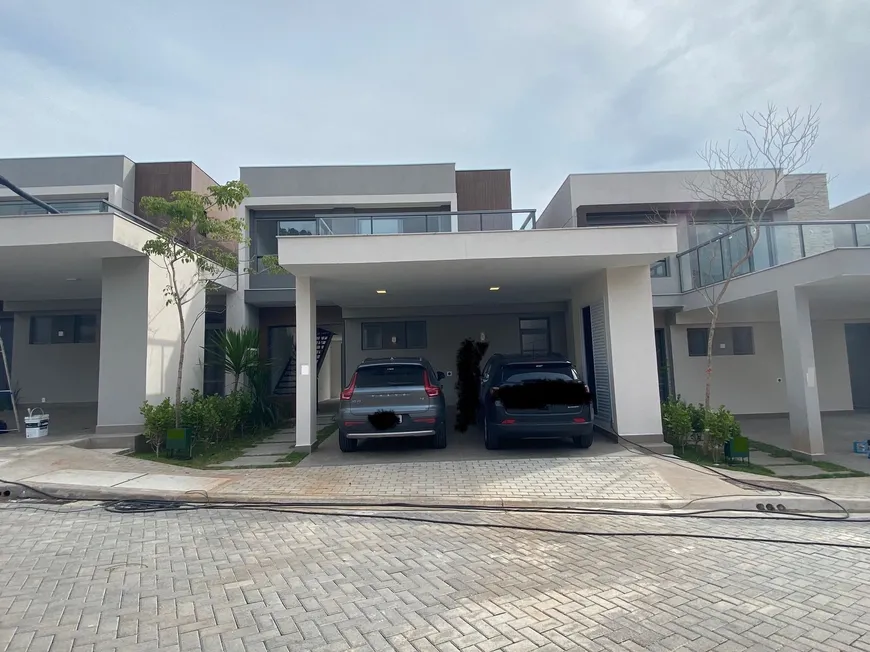 Foto 1 de Casa de Condomínio com 3 Quartos à venda, 200m² em Alphaville, Santana de Parnaíba