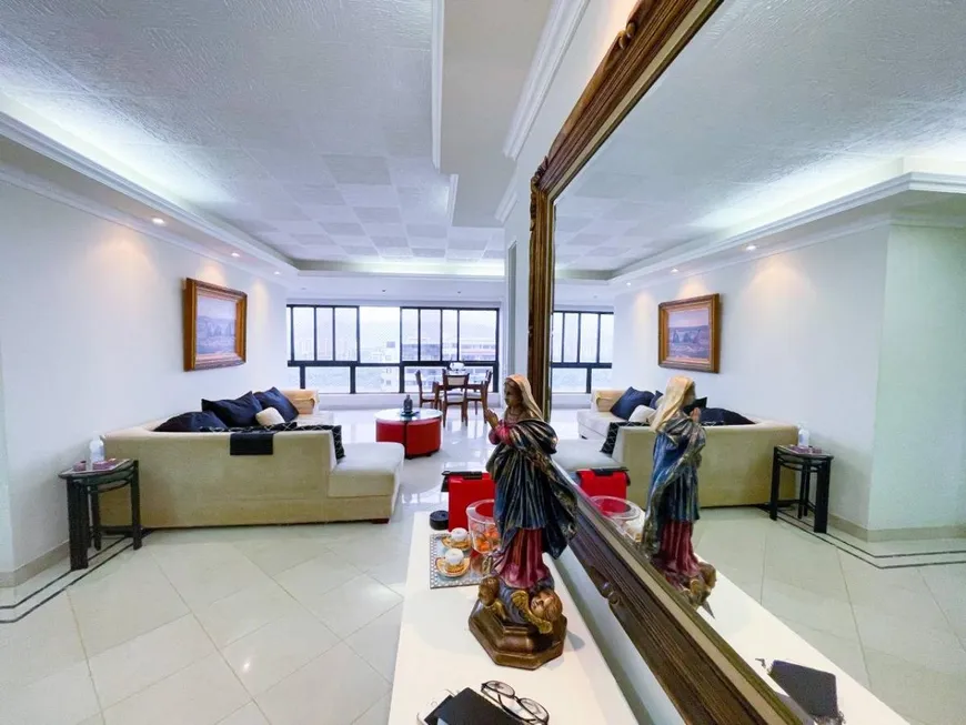 Foto 1 de Apartamento com 3 Quartos à venda, 140m² em Barra da Tijuca, Rio de Janeiro