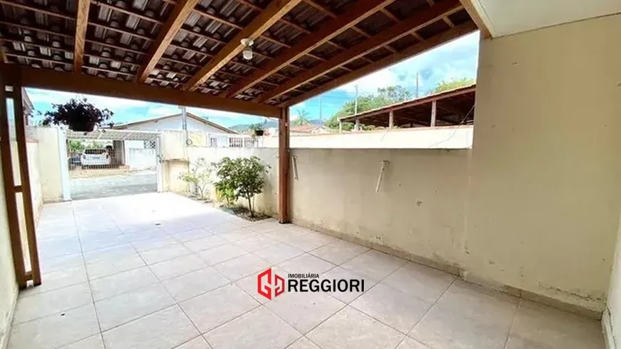 Foto 1 de Sobrado com 2 Quartos à venda, 67m² em Areias, Camboriú