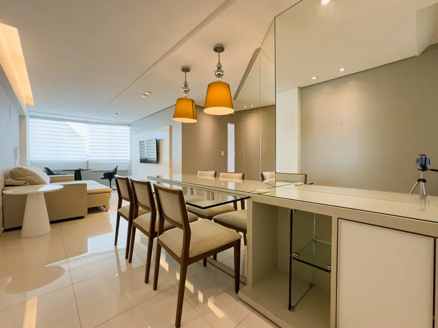 Foto 1 de Apartamento com 2 Quartos para alugar, 74m² em Mauricio de Nassau, Caruaru