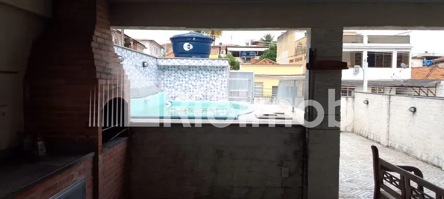 Foto 1 de Casa com 5 Quartos à venda, 206m² em Del Castilho, Rio de Janeiro
