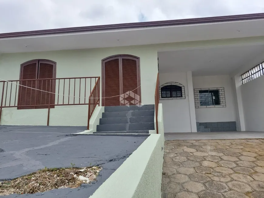 Foto 1 de Casa com 2 Quartos à venda, 165m² em Osasco, Colombo