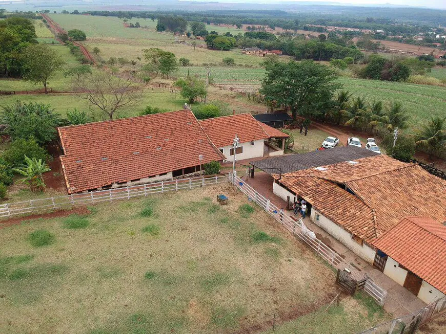 Foto 1 de Fazenda/Sítio à venda, 156000m² em Zona Rural, São Simão