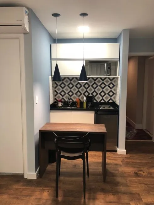 Foto 1 de Flat com 1 Quarto para alugar, 32m² em Vila Olímpia, São Paulo