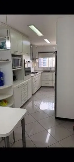 Foto 1 de Apartamento com 4 Quartos à venda, 159m² em Vila Regente Feijó, São Paulo