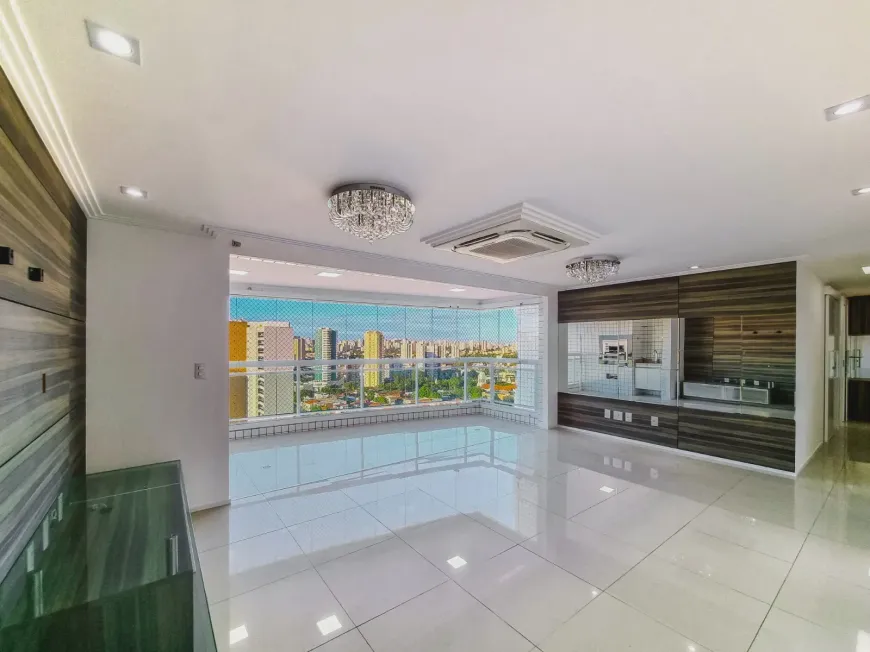 Foto 1 de Apartamento com 3 Quartos à venda, 117m² em Fátima, Fortaleza