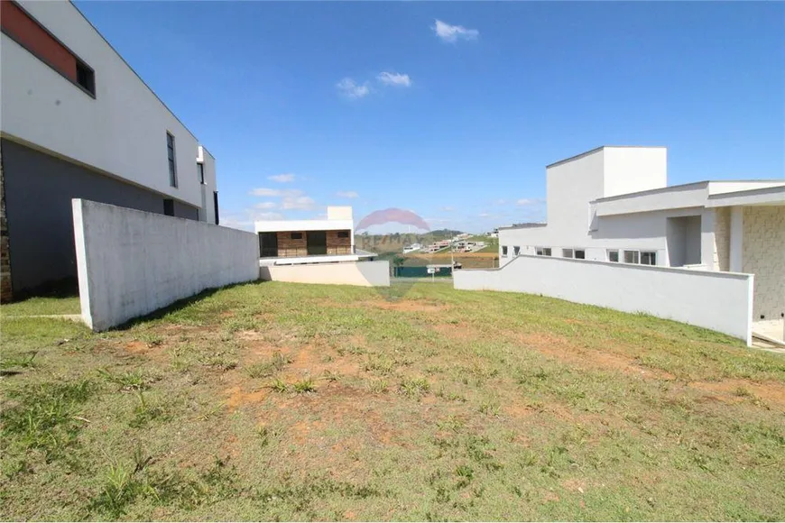 Foto 1 de Lote/Terreno à venda, 461m² em São Pedro, Juiz de Fora