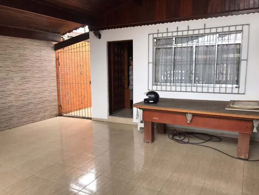 Foto 1 de Casa com 2 Quartos à venda, 110m² em Vila Tupi, Praia Grande