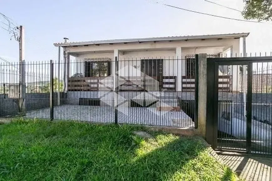 Foto 1 de Casa com 3 Quartos à venda, 300m² em Cavalhada, Porto Alegre