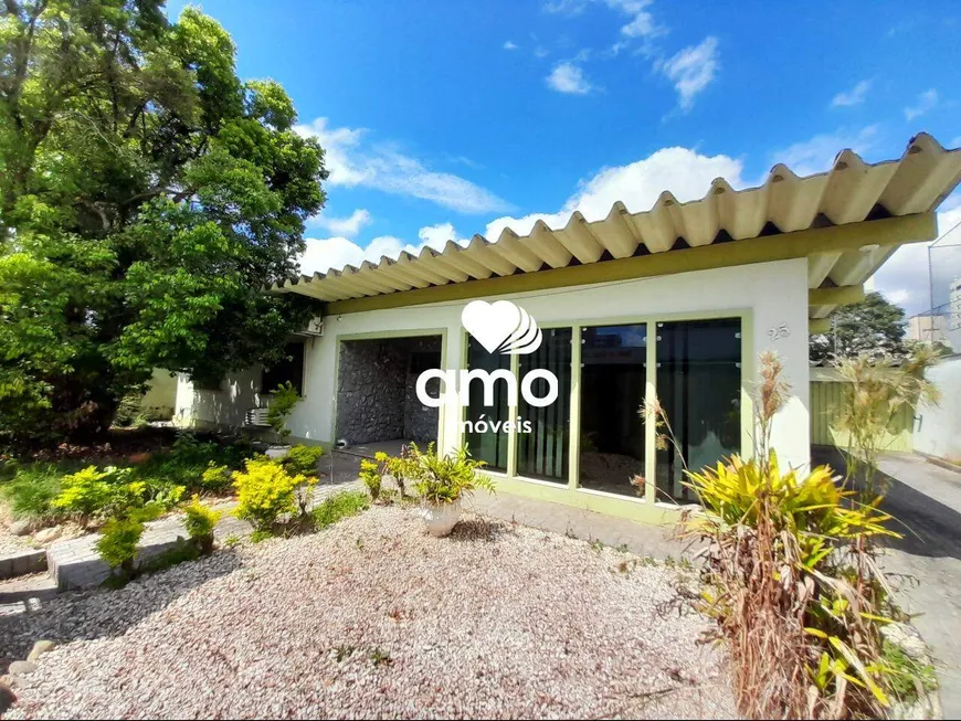 Foto 1 de Casa com 3 Quartos para alugar, 222m² em Sao Luiz, Brusque