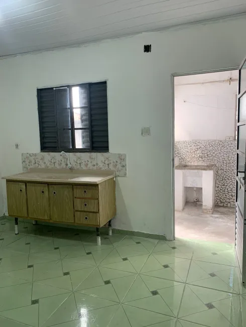 Foto 1 de Casa com 1 Quarto para alugar, 20m² em Jardim Vitapolis, Itapevi