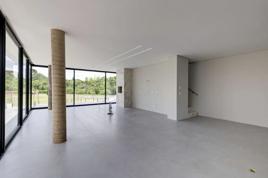 Foto 1 de Casa de Condomínio com 3 Quartos à venda, 300m² em Santa Felicidade, Curitiba
