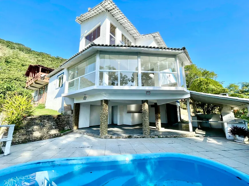 Foto 1 de Casa com 4 Quartos à venda, 350m² em Piratininga, Niterói