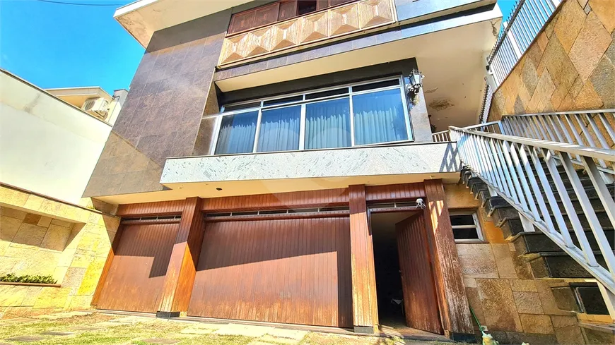 Foto 1 de Sobrado com 4 Quartos para venda ou aluguel, 610m² em Saúde, São Paulo
