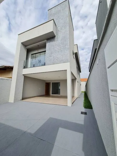 Foto 1 de Casa com 3 Quartos à venda, 95m² em Steffen, Brusque