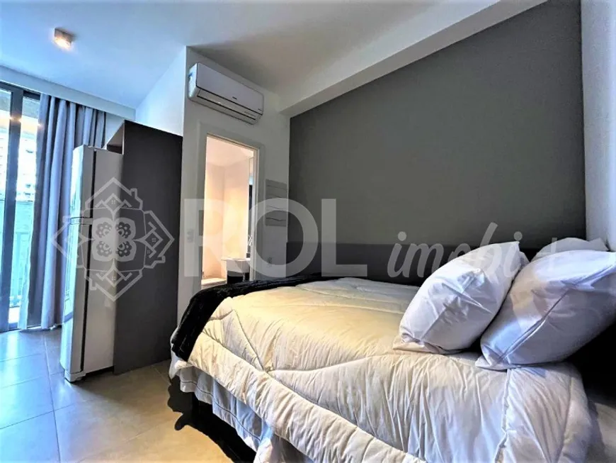 Foto 1 de Apartamento com 1 Quarto para alugar, 21m² em Indianópolis, São Paulo