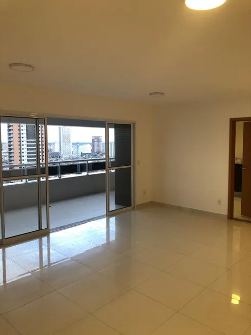 Foto 1 de Apartamento com 3 Quartos para alugar, 143m² em Umarizal, Belém