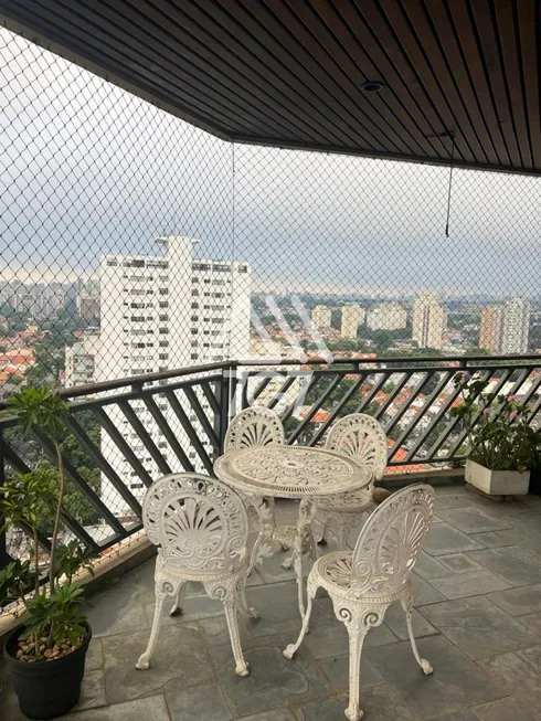 Foto 1 de Apartamento com 4 Quartos para venda ou aluguel, 217m² em Campo Belo, São Paulo