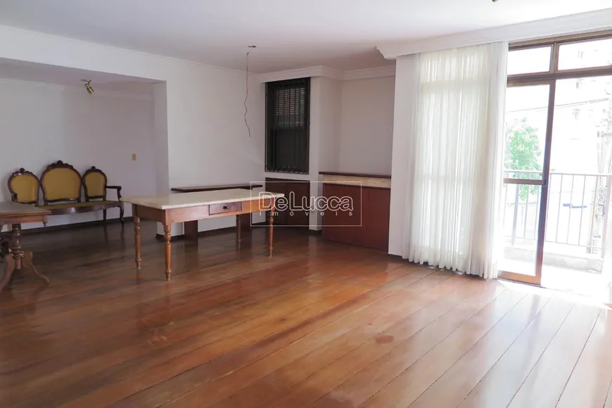 Foto 1 de Apartamento com 3 Quartos à venda, 230m² em Cambuí, Campinas