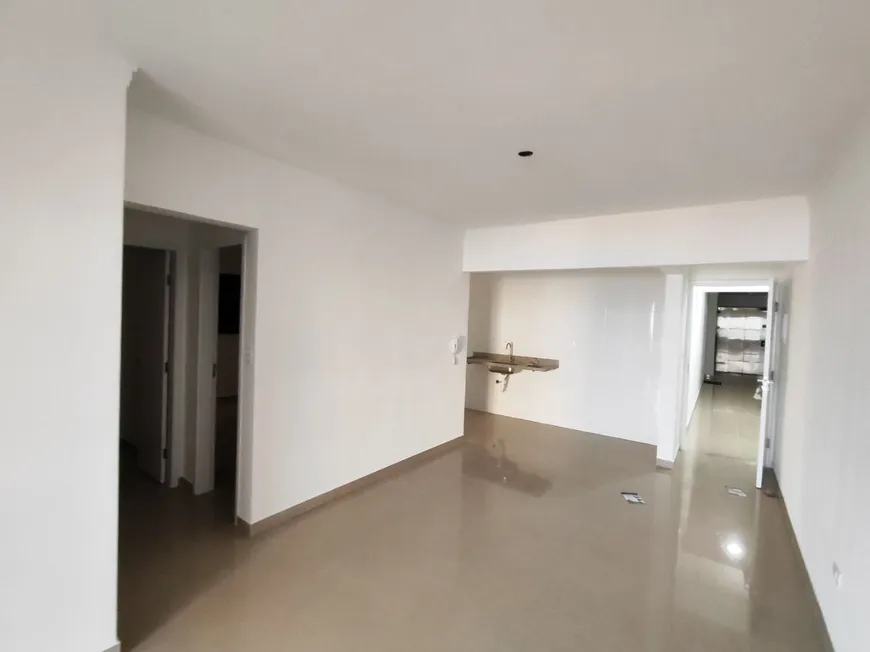 Foto 1 de Apartamento com 2 Quartos para venda ou aluguel, 79m² em Nova Mirim, Praia Grande