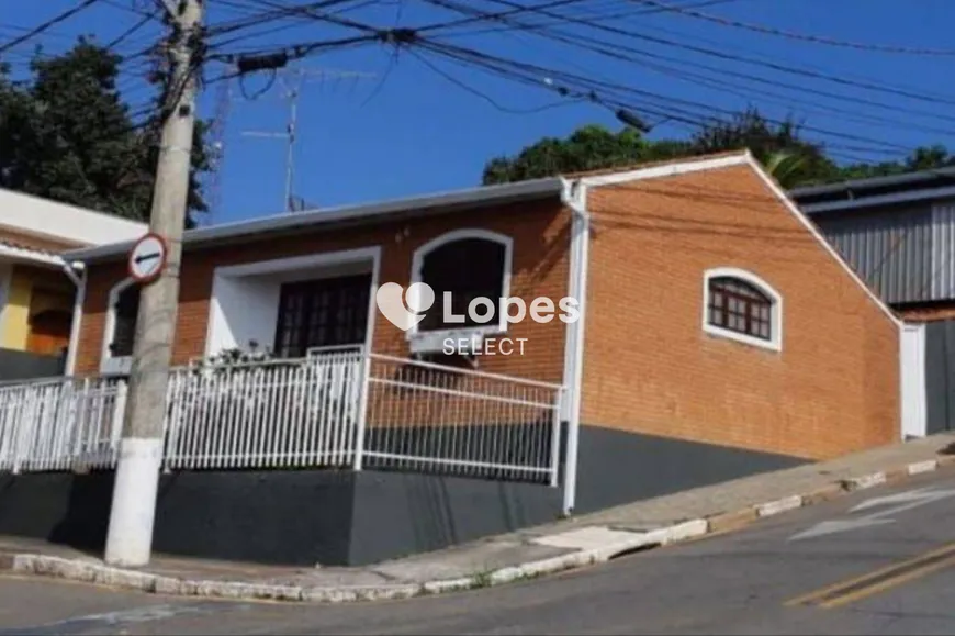 Foto 1 de Casa com 3 Quartos para venda ou aluguel, 130m² em Vila Nova, Louveira