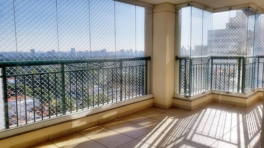 Foto 1 de Apartamento com 3 Quartos para alugar, 190m² em Jardins, São Paulo