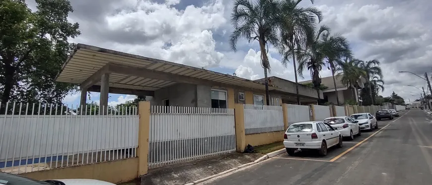 Foto 1 de Casa de Condomínio com 3 Quartos à venda, 450m² em Setor Habitacional Arniqueira, Brasília