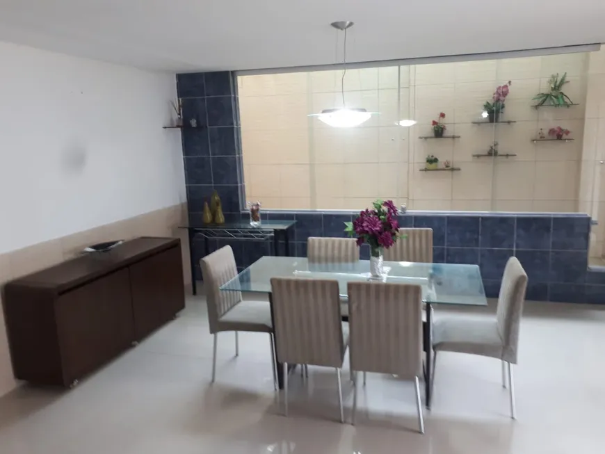 Foto 1 de Casa com 3 Quartos à venda, 300m² em Pau Amarelo, Paulista