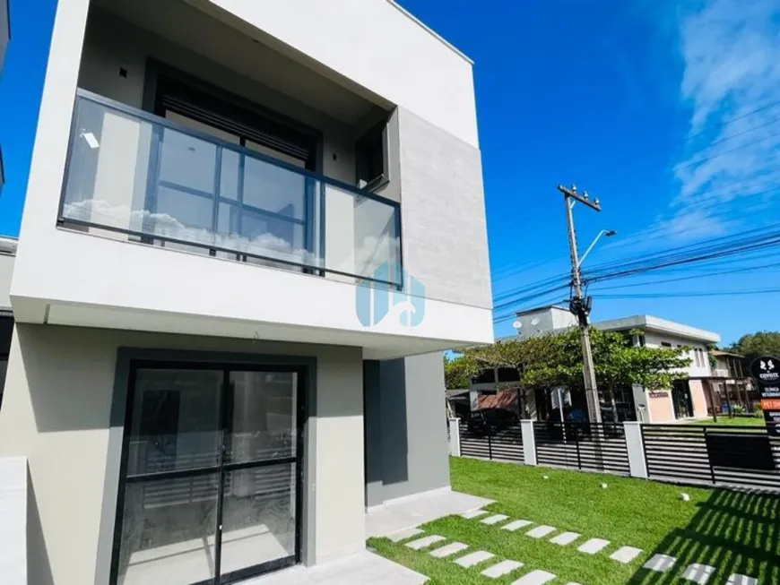 Foto 1 de Casa com 3 Quartos à venda, 130m² em Ferraz, Garopaba