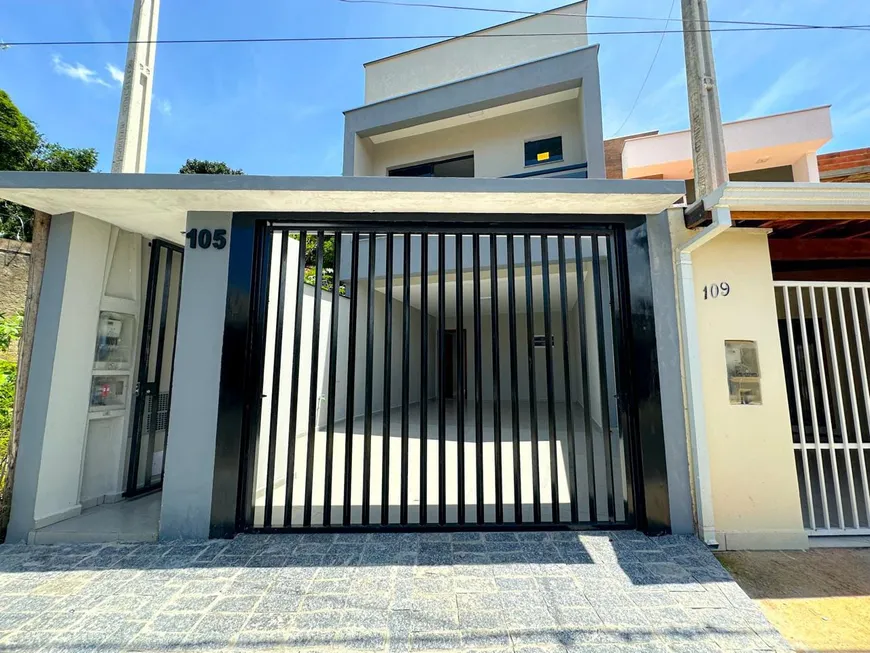 Foto 1 de Casa com 2 Quartos à venda, 130m² em Centro, Socorro