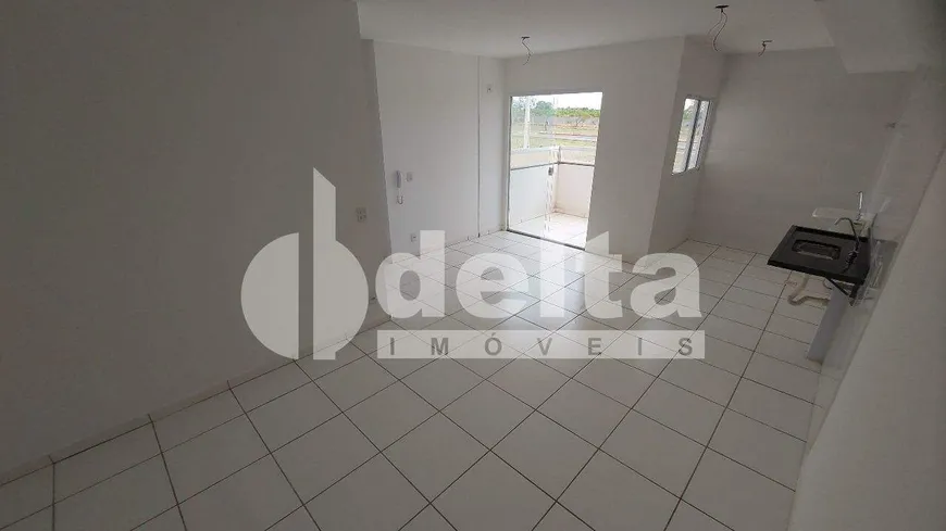 Foto 1 de Apartamento com 2 Quartos à venda, 55m² em Residencial Lago Azul, Uberlândia