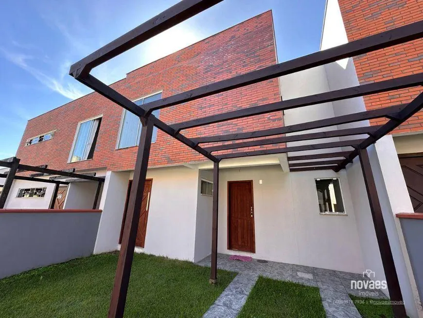 Foto 1 de Casa de Condomínio com 3 Quartos à venda, 107m² em Itaum, Joinville