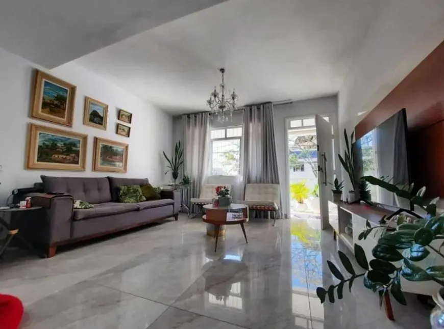 Foto 1 de Casa com 3 Quartos à venda, 148m² em Mirante de Jandira , Jandira