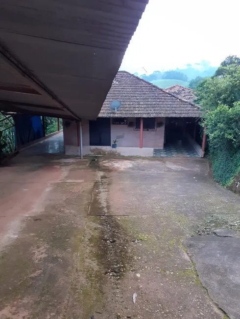 Foto 1 de Fazenda/Sítio à venda, 6000m² em Centro, Marmelópolis