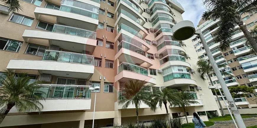 Foto 1 de Apartamento com 2 Quartos à venda, 65m² em Barra da Tijuca, Rio de Janeiro