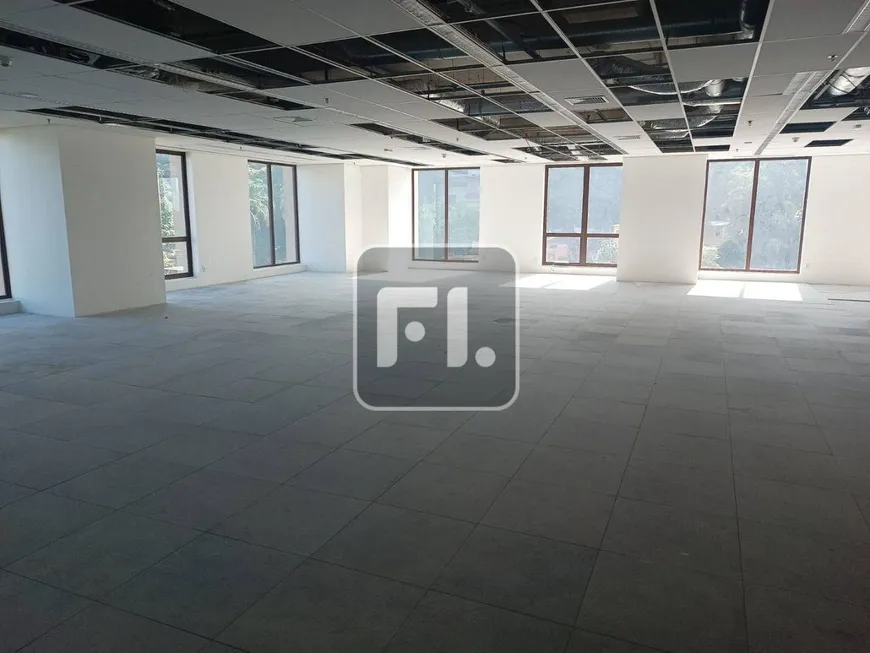 Foto 1 de Sala Comercial para alugar, 220m² em Moema, São Paulo