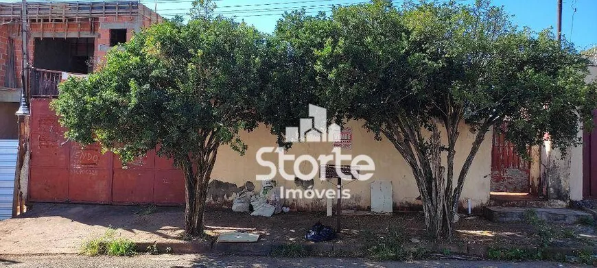 Foto 1 de Lote/Terreno à venda, 360m² em Santa Mônica, Uberlândia