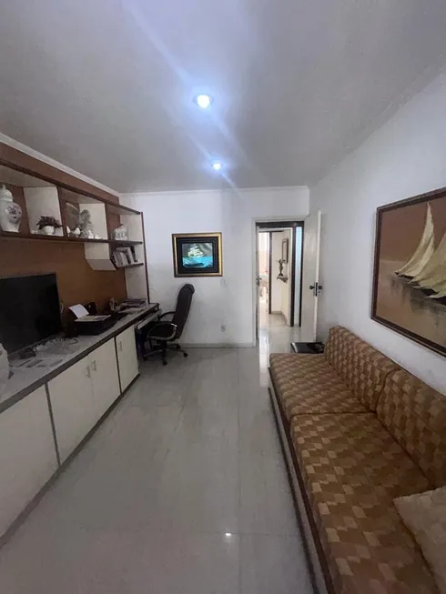 Foto 1 de Apartamento com 4 Quartos à venda, 200m² em Canela, Salvador