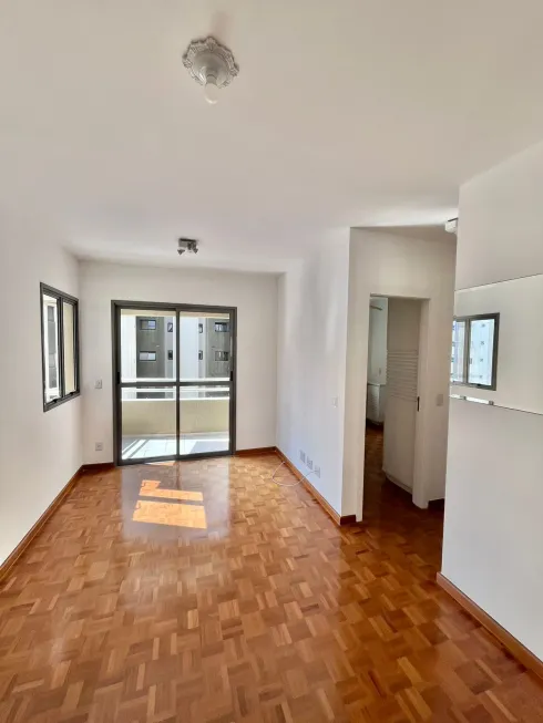 Foto 1 de Apartamento com 1 Quarto para alugar, 42m² em Brooklin, São Paulo