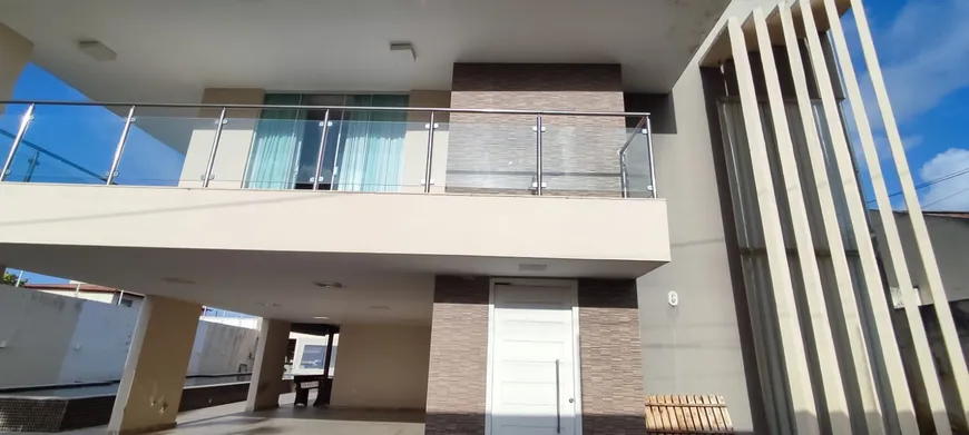 Foto 1 de Sobrado com 5 Quartos à venda, 440m² em Atalaia, Aracaju