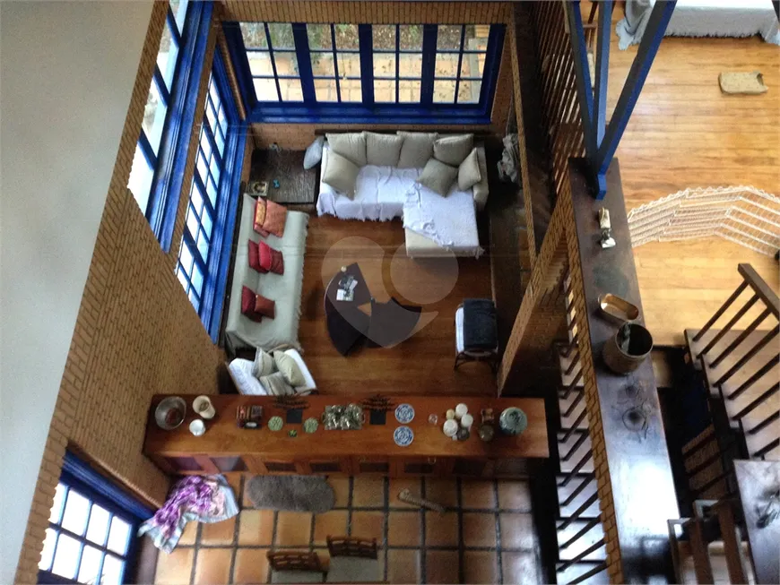 Foto 1 de Casa de Condomínio com 5 Quartos à venda, 379m² em Condomínio Iolanda, Taboão da Serra
