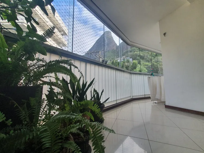 Foto 1 de Apartamento com 1 Quarto para alugar, 69m² em Vidigal, Rio de Janeiro